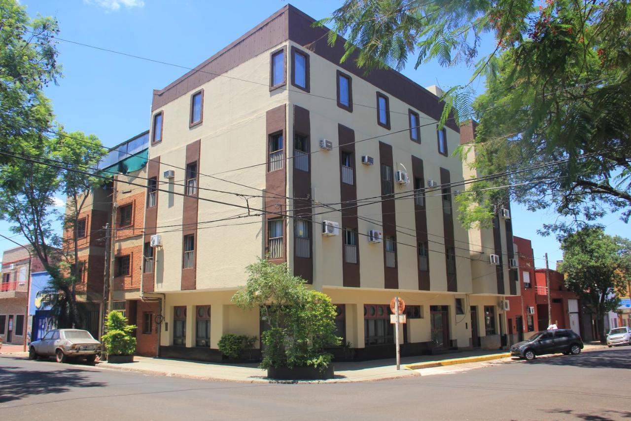 Hotel Vanderloo Posadas Buitenkant foto
